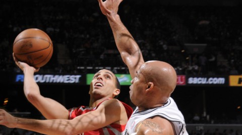 十五年后回首：2011那场得州德比的硝烟与传奇