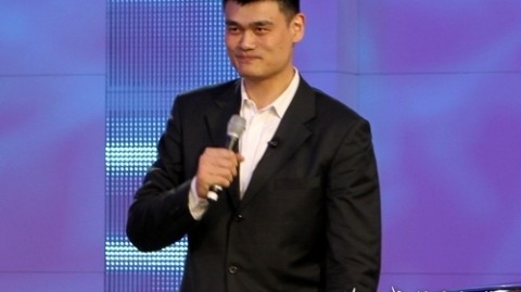 十五年后再看姚明上海车展专访：从篮球巨星到回归平凡