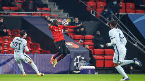 雷恩VS切尔西欧协联前瞻！法甲主场龙迎战英超危机军，谁能突围？