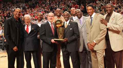 王朝再聚首：公牛铁三角深情追忆辉煌岁月