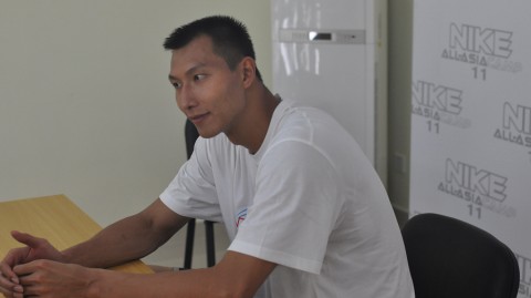 易建联回忆：从青涩阿联到青训教父，中国篮球的“易”代传奇